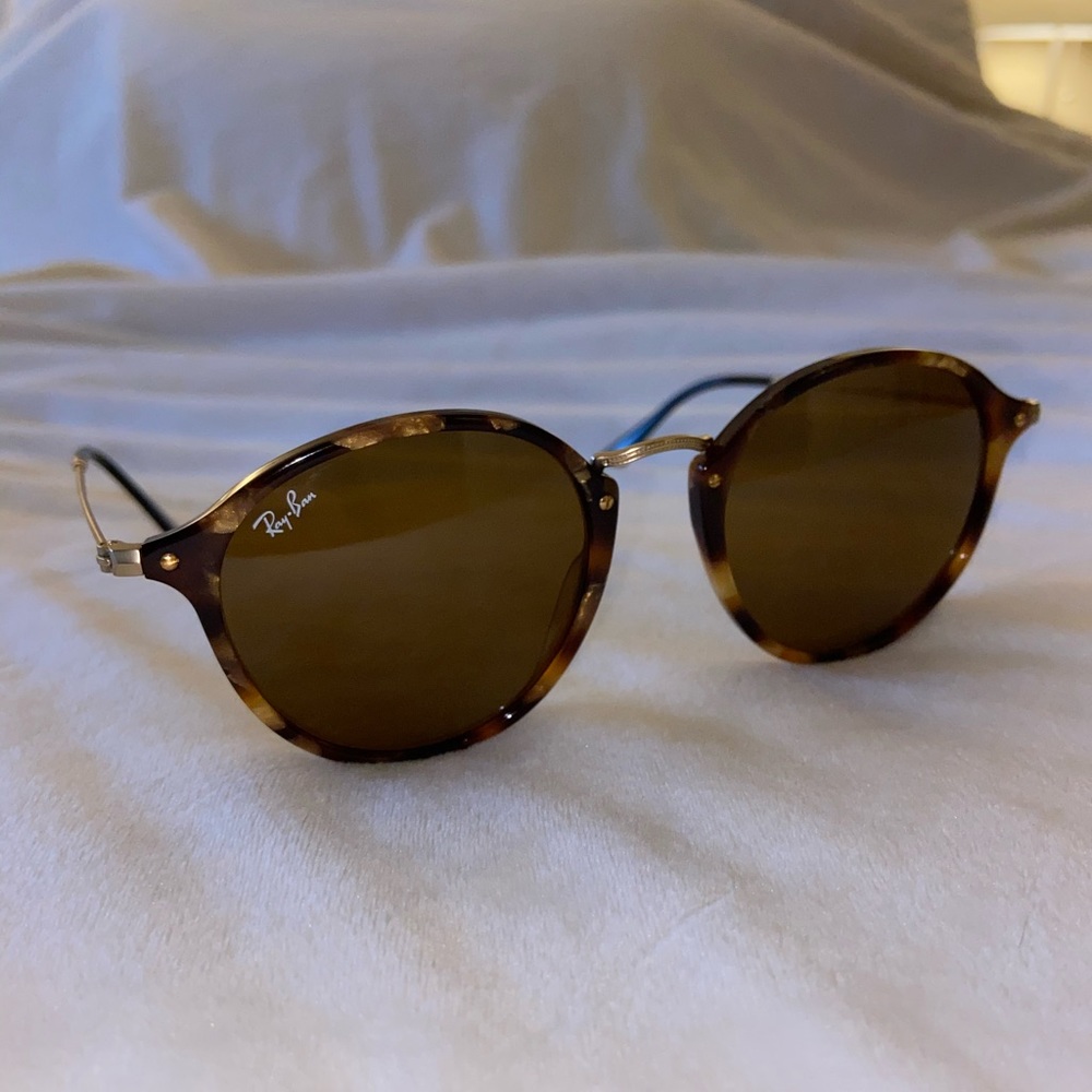 Ray-Ban round Fleck unisex sunglasses